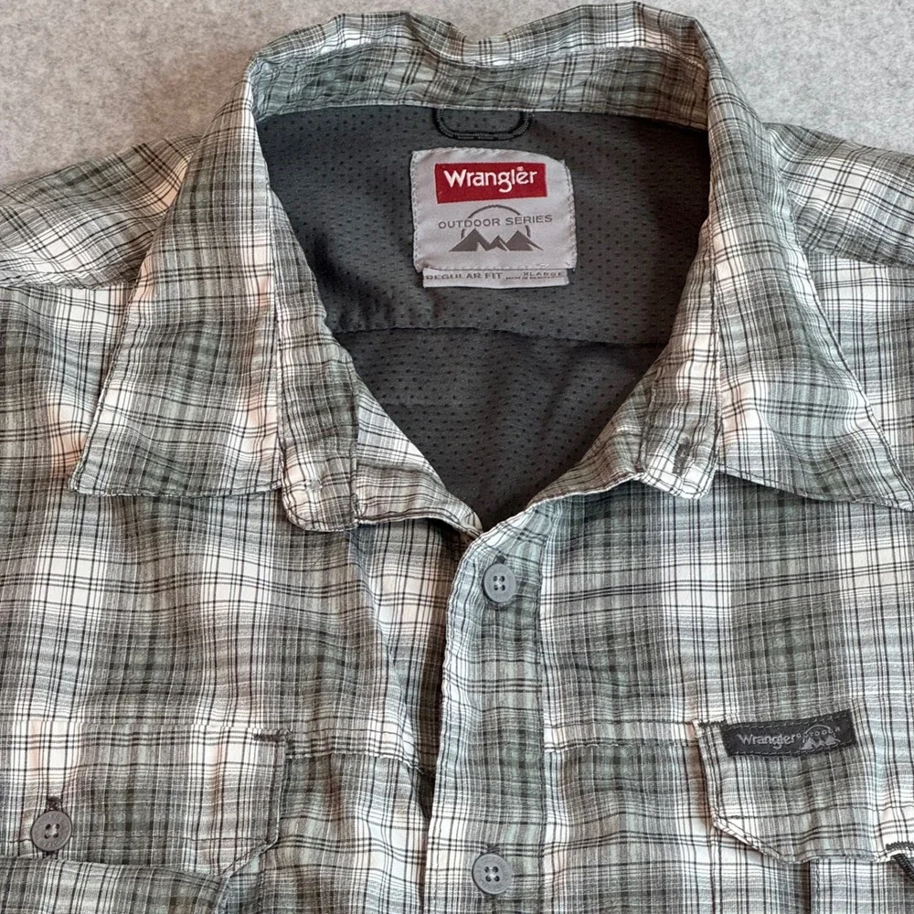 Wrangler Outdoor Series Mens XL Green Plaid Long Sleeve Fishing Hiking Shirt